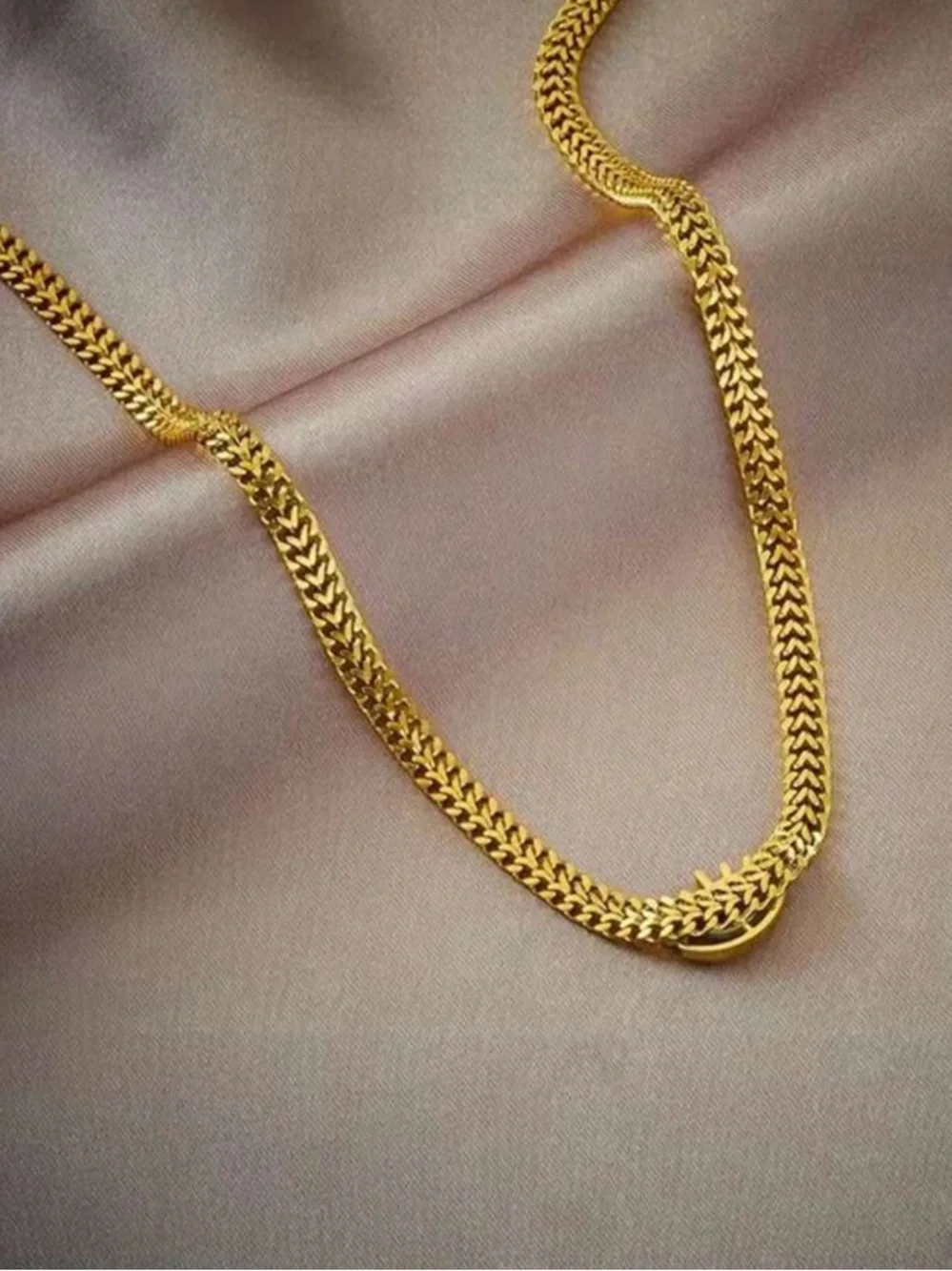 Sorel Gold Chain Choker with Blue Eye Charm